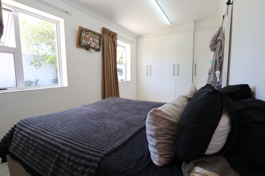 2 Bedroom Property for Sale in Walmer Eastern Cape